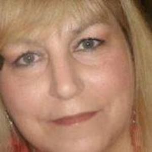 Meet your Posher, Dania